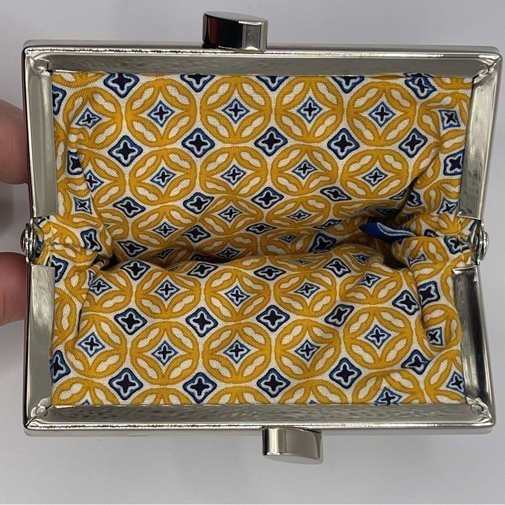 Vera Bradley | Rivera Blue Kiss Lock Change Purse​ - Picture 4 of 7